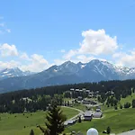 Village Les Armaillis 4*