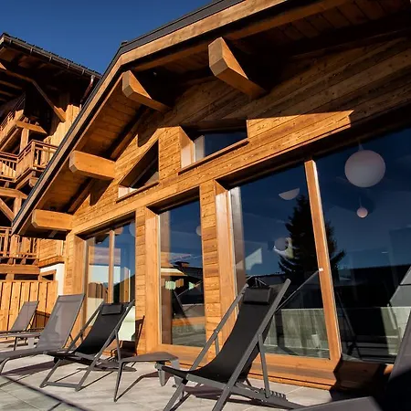Aparthotel Village Les Armaillis 4*